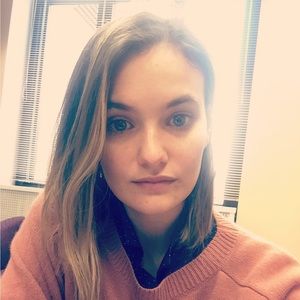 Meet your Posher, Kenzie